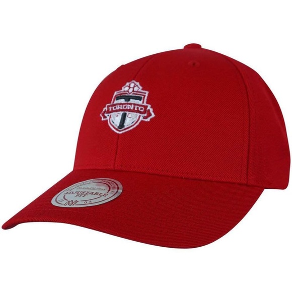 BRAND NEW men mitchell & ness toronto fc tfc red adjustable cap hat - Picture 1 of 4